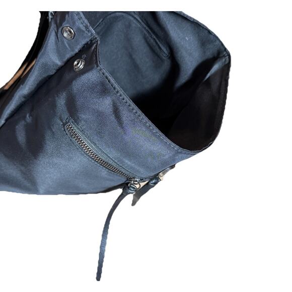 Botkier NWT Trigger Mini Nylon Purse Small Bag Backpack Black New Logo Zips - Picture 10 of 11